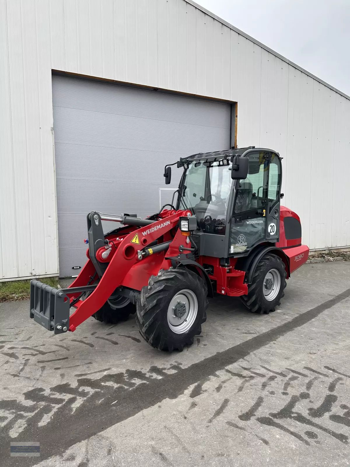 E-FARM: Weidemann 3080 - Chargeuse sur pneus - id ZLRN99V - 56 000 € - Année: 2023 - Lecture du nombre d'heure: 276,Puissance du moteur (chevaux): 75,Allemagne