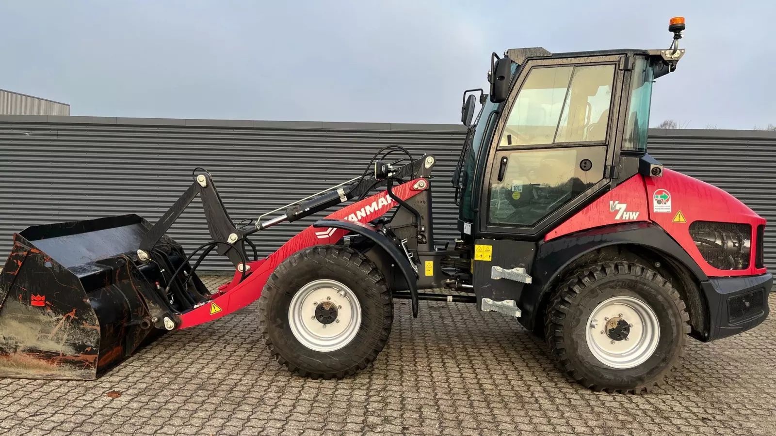 Yanmar v7-hw Ładowarka kołowa 59 958 €