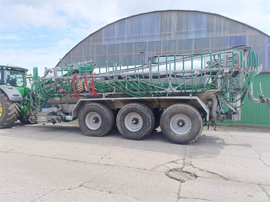 E-FARM: Kotte vtr 22 + vogelsang tsg 30m - Epandeur à lisier automoteur - id PQUQR5U - 29 990 € - Année: 2007 - Allemagne