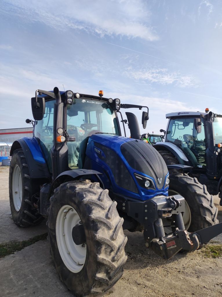 E-FARM: Valtra N134 - Tractor - id DEKPIPZ - 58.000 EUR - Anul: 2018 - Citeste ore: 3.200,Muterea motorului: 135,Franța