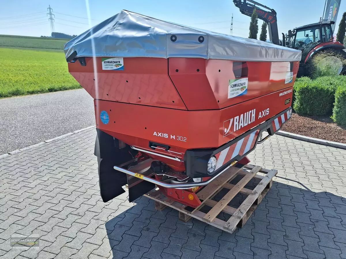 京商　1/32 RAUCH Axis M30.2 EMC+IW E-FARM: Rauch axis-m 30.2 emc+w isobus - Fertiliser spreader