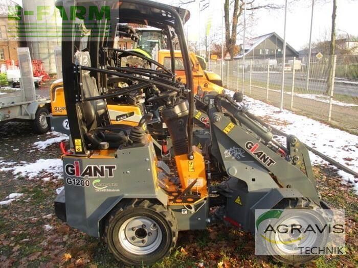 E-FARM: Giant g1200 - Ładowarka kołowa - id KDY3NS9 - 22 950 € - Rok produkcji: 2022 - Motogodziny: 17,Moc silnika: 24,Niemcy