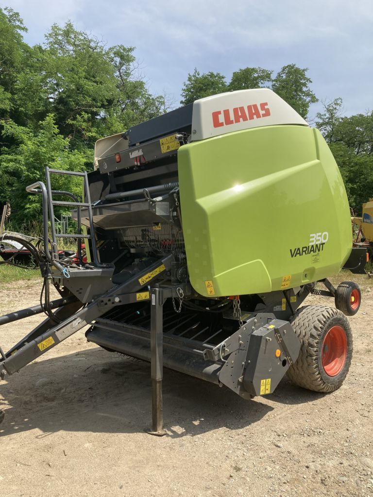 E-FARM: Claas Variant 350 - Baler - id V3RKZ66 - €20,000 - Year of construction: 2015 - Total number of bales produced: 4,500,France