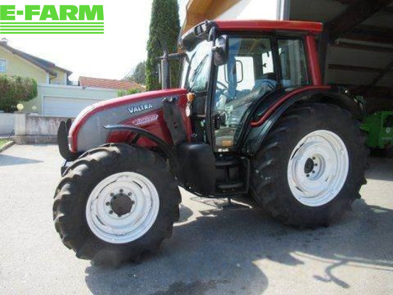 Valtra N 141 HiTech tractor €49,000