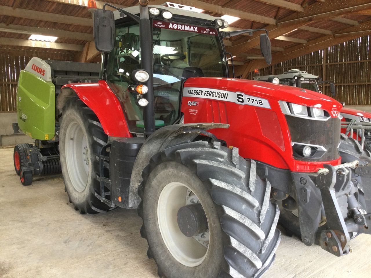 E-FARM: Massey Ferguson 7718S - Tractor - id TBL48TW - €93,000 - Year of construction: 2019 - Engine hours: 2,150,Engine power (HP): 180,France