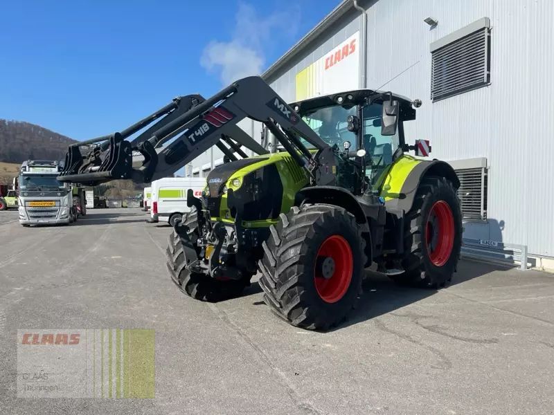 Claas Axion 870 Tractor €132,500