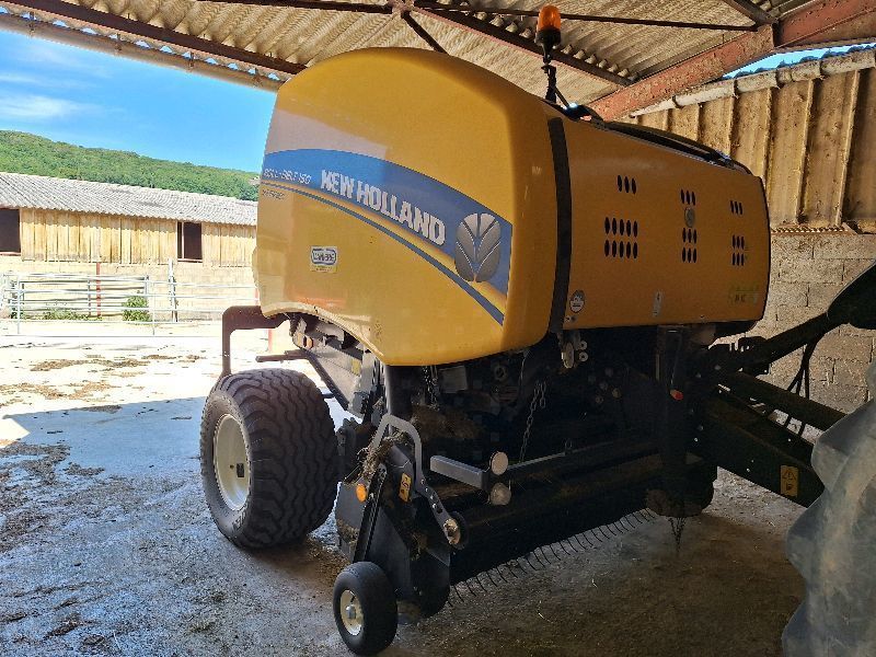E-FARM: New Holland Roll-Belt 150 Superfeed - Baler - id ZFBLKGV - €23,000 - Year of construction: 2018 - Total number of bales produced: 8,092,France