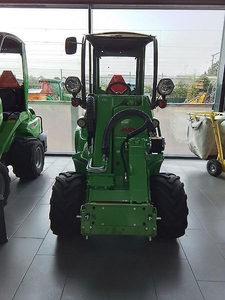 Avant 530 hoflader multifunktionslader radlader Ładowacz gospodarczy 34 900 €