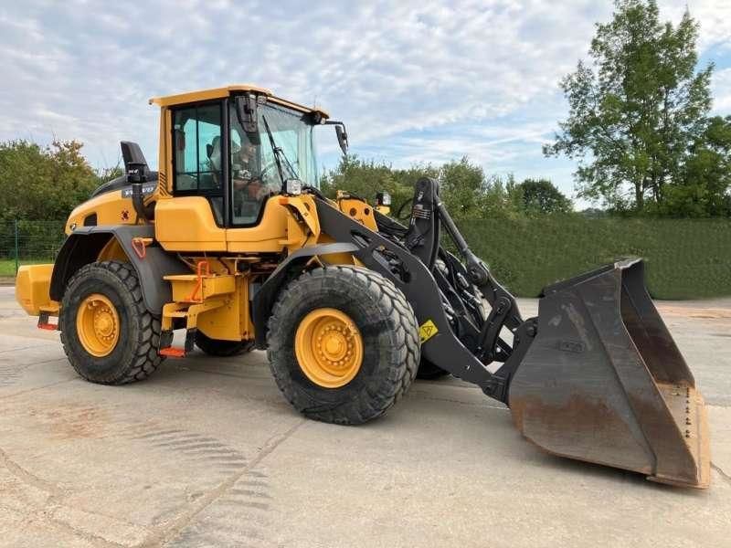 E-FARM: VOLVO l90h - Wheel loader - id JXAC8V6 - €147,000 - Year of construction: 2018 - Engine hours: 2,500,Engine power (HP): 161,France