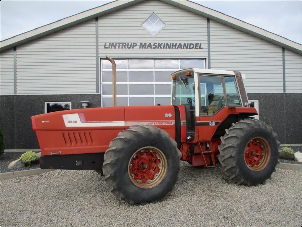 Case IH 3588 amerikaner klassiker Tractor €22,719