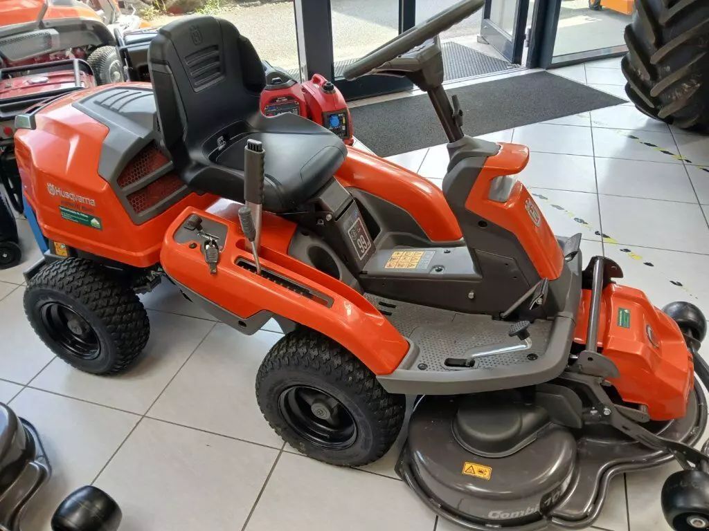 Husqvarna R 216T AWD Rasenmäher 5.492 €