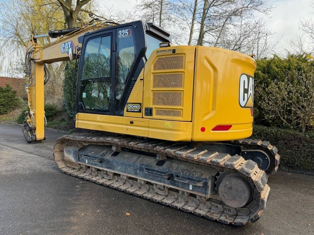 Caterpillar 325 Excavadora de orugas