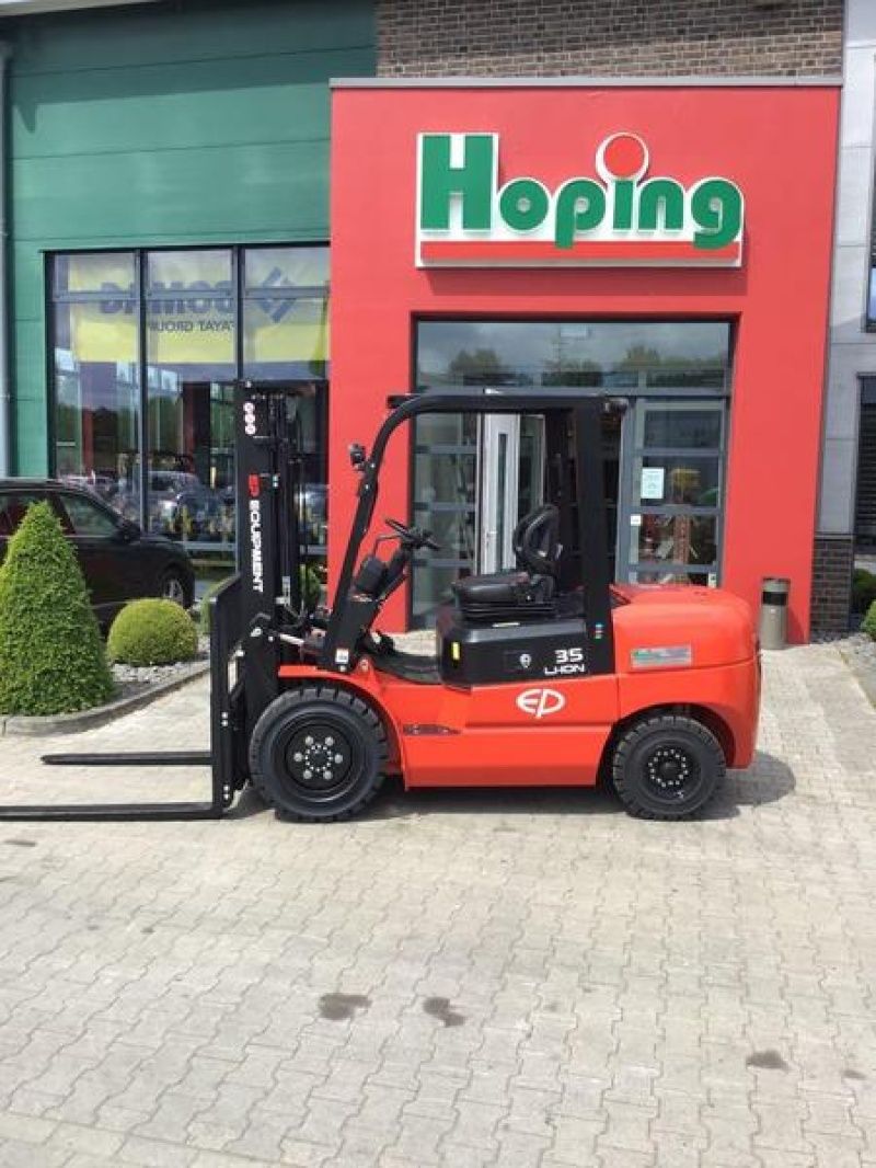 E-FARM: EP Equipment ep equipment efl 352 - Carretilla elevadora - id WBK2FHG - 26.500 € - Alemania