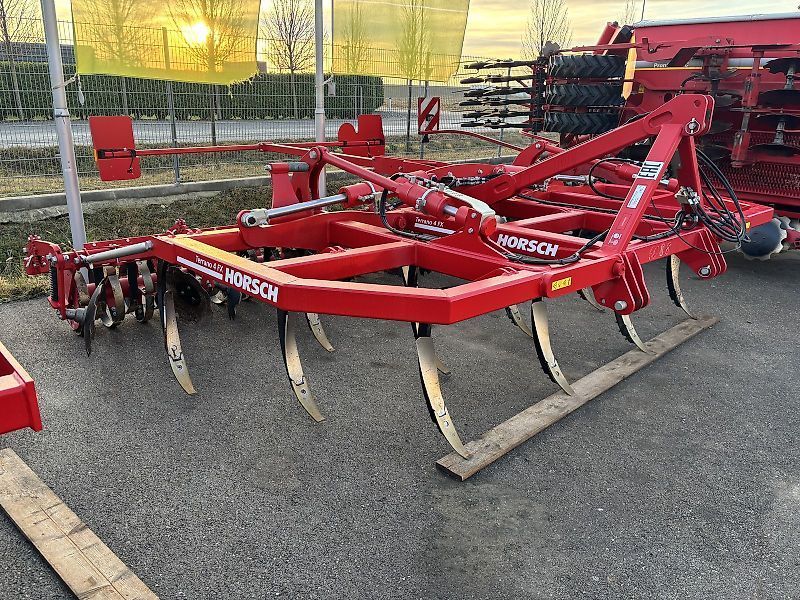 E-FARM: HORSCH Terrano 4 FX - Kultivátor - id BRIDERG - 21 000 EUR - Gyártási év: 2023 - Ausztria