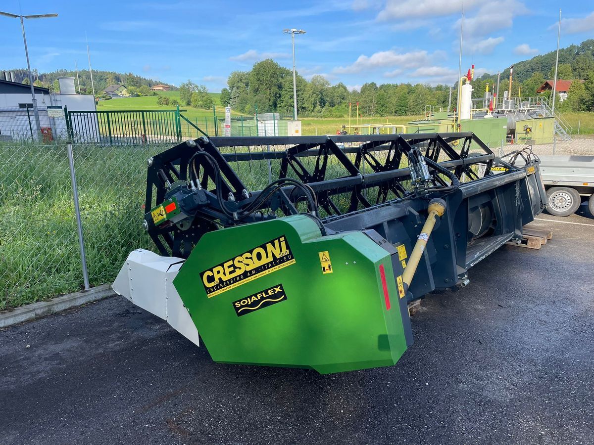 E-FARM: CRESSONI sf3 6m sojaflex - Hedery do kombajnów zbożowych/sieczkarni - id CYR6KLK - 29 900 € - Rok produkcji: 2022 - Austria
