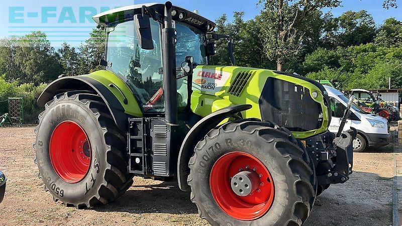 Claas Axion 870 CMATIC Tractor €109,000