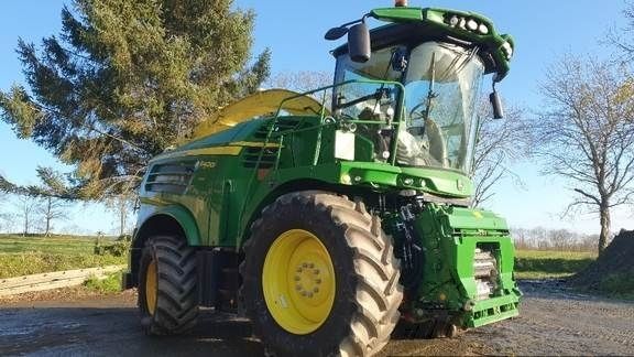 E-FARM: John Deere 8400 - Самоходный кормоуборочный комбайн - id ZPETDAU - Год выпуска: 2019 - Отработанные часы: 800,Франция