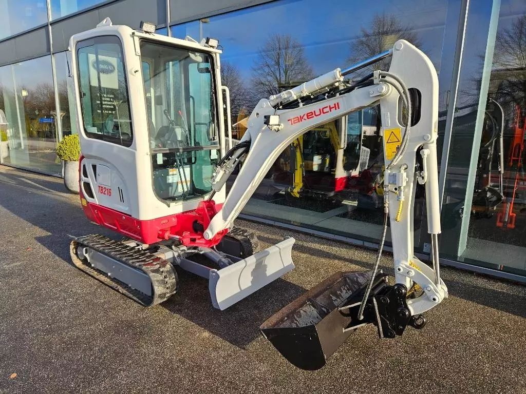 Takeuchi tb 216 Экскаватор 16 047 €