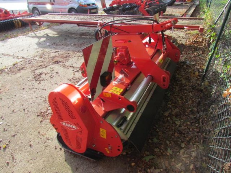 Kuhn BPR 280 topper €11,756