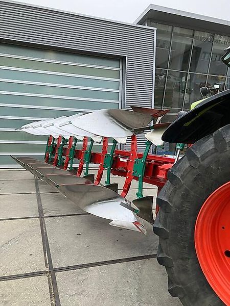Kverneland LO 100 Plough €48,500