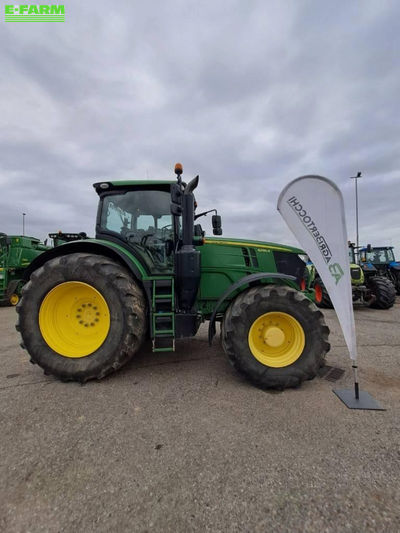 E-FARM: John Deere 6230 - Τρακτέρ - id ELXRMGC - 88.000 € - Χρονία: 2018 - Μετρητής ωρών: 8.788,Ισχύς κινητήρα: 250,Ιταλία