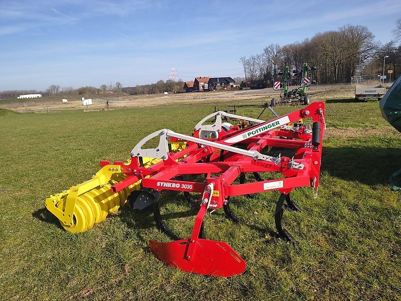 Pöttinger Synkro 3030 Kultivator 12.950 €