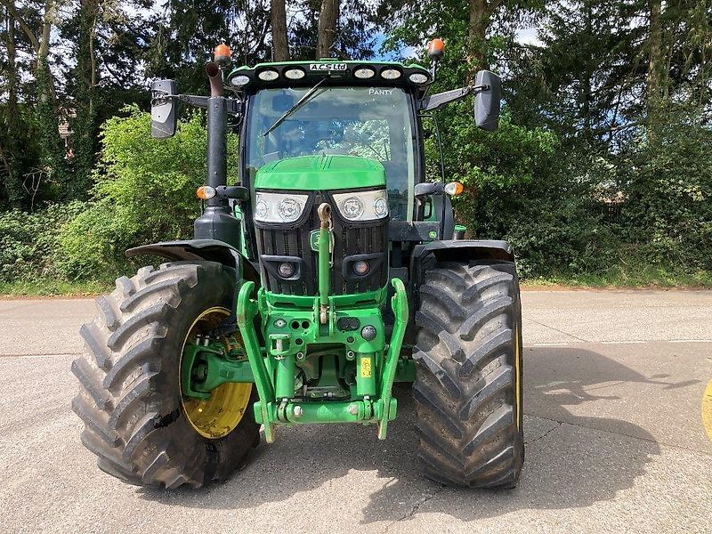 E-FARM: John Deere 6155 R - Traktor - id BA32ZFV - 88.008 € - Produktionsår: 2022 - Motortimer: 4.895,Motoreffekt (HP): 155,Storbritanien