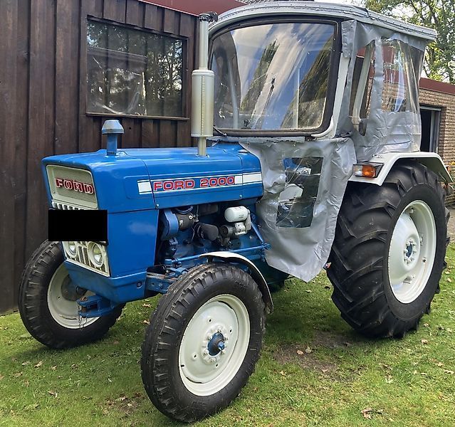 Ford 2000 Traktor