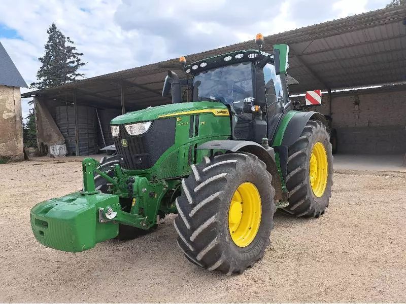 John Deere 6R 230 Tractor €175,000