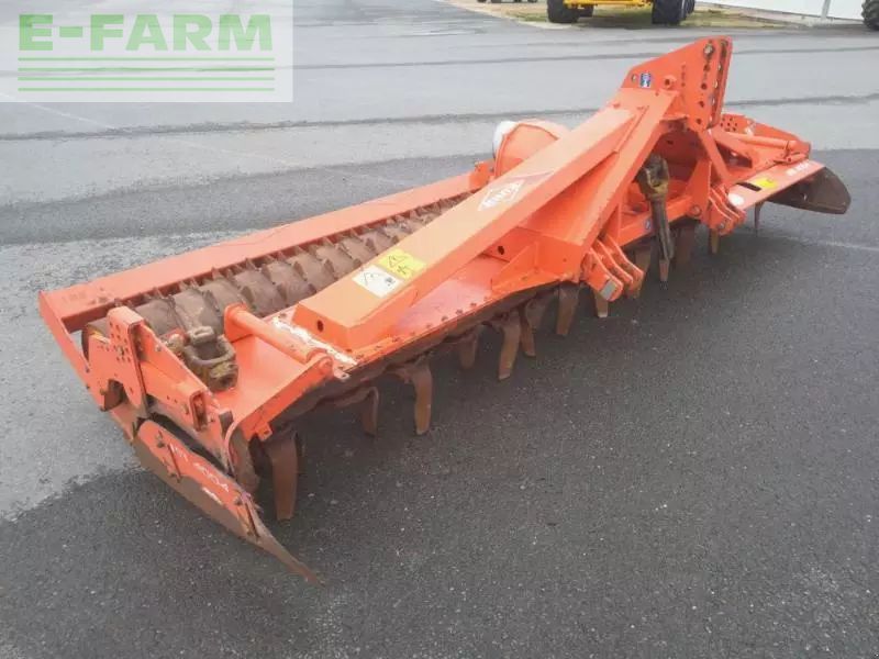 Kuhn HR 4004 D Power harrow €11,000
