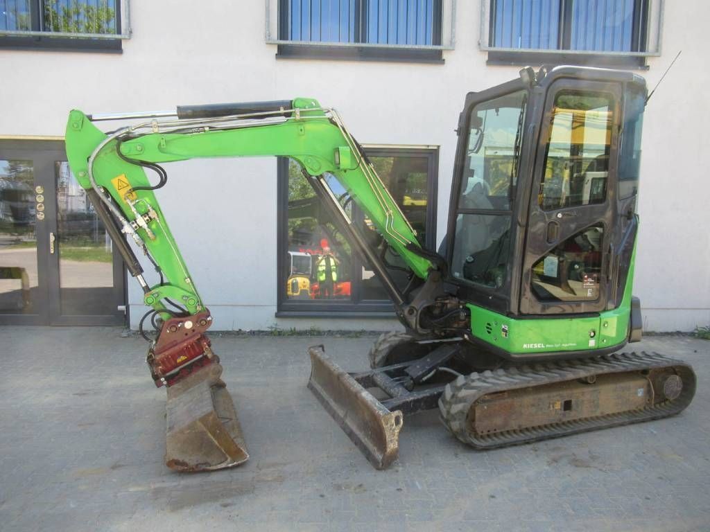 Hitachi zx33u-6 powertilt Mini excavadora  31.950 €