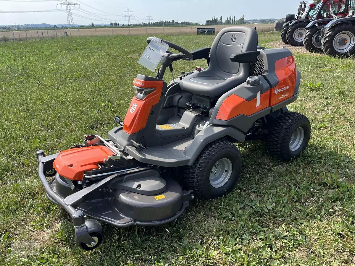E-FARM: Husqvarna rider 418tsx awd 112cm & schneeschild - Tondeuse - id VA9ARLJ - 10 325 € - Année: 2023 - Autriche