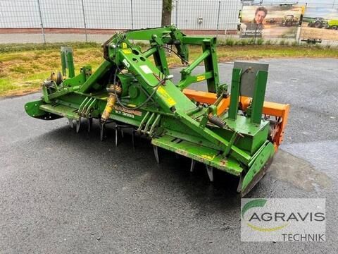 E-FARM: Amazone KX 3000 - Coltivatore - id 3SUGIGU - 8.900 € - Anno di costruzione: 2015 - Germania