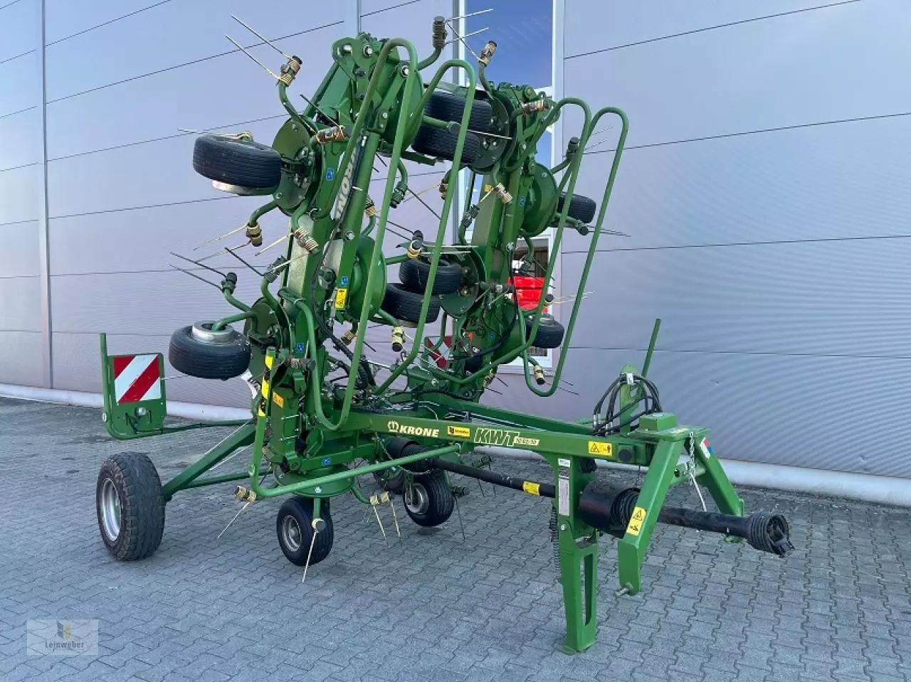 E-FARM: Krone KWT 10.02/ 10 - Tedder - id H3I5Z81 - €17,500 - Year of construction: 2020 - Germany