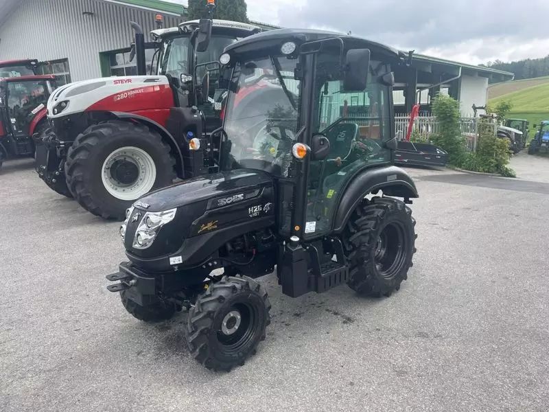 Solis 26 hst panther mit kabine Tractor