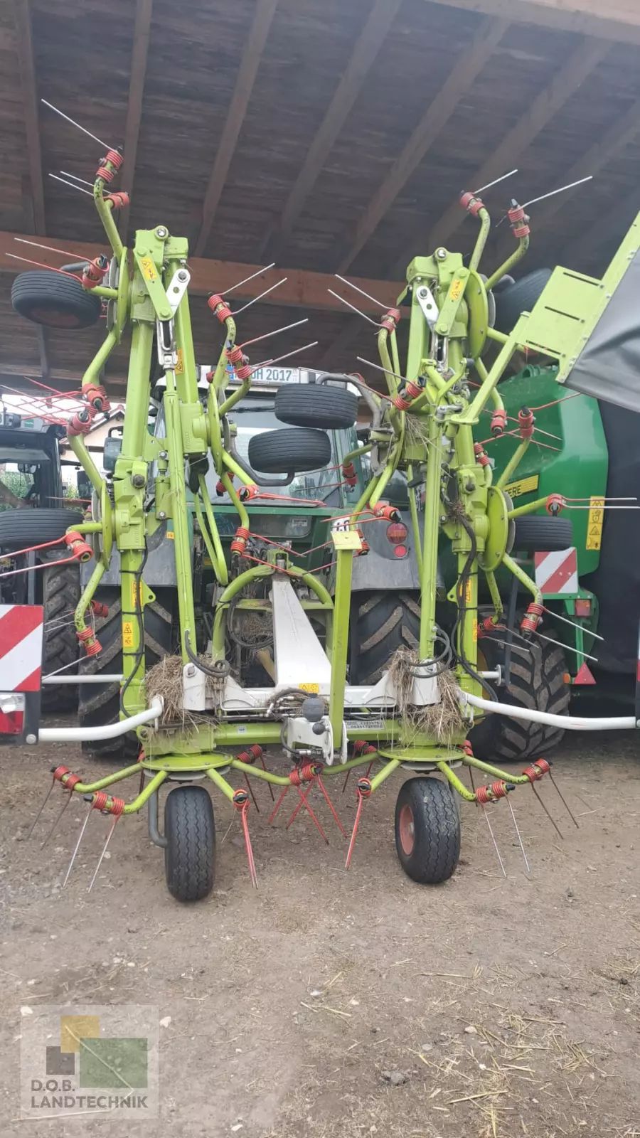 E-FARM: Claas Volto 900 - Faneuse - id YDV2LU1 - 6 780 € - Année: 2014 - Allemagne