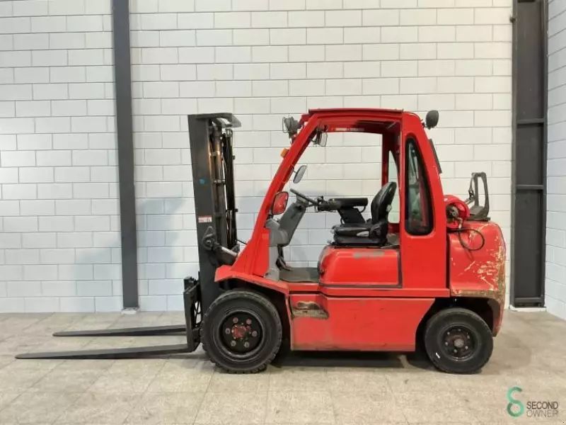 NISSAN ug 1 d 2 a 32 lq Forklift €5,950