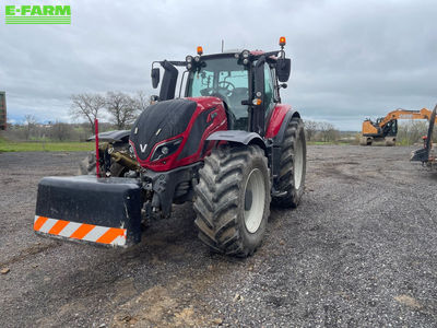 E-FARM: Valtra T234 - Tractor - id 13THA7J - €110,000 - Year of construction: 2020 - Engine hours: 3,500,Engine power (HP): 230,France