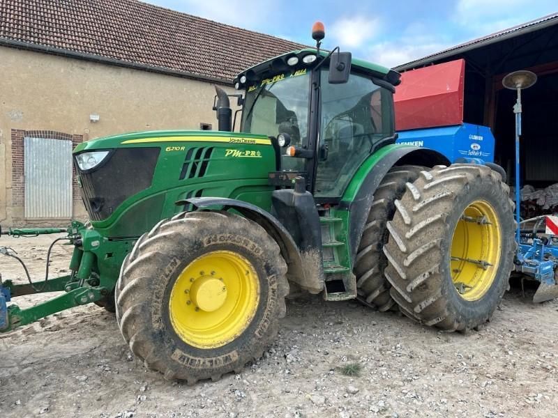 E-FARM: John Deere 6210 R - Tractor - id 1FPHQBR - 68.000 € - Año: 2013 - Horas: 5600,Potencia del motor: 210,Francia