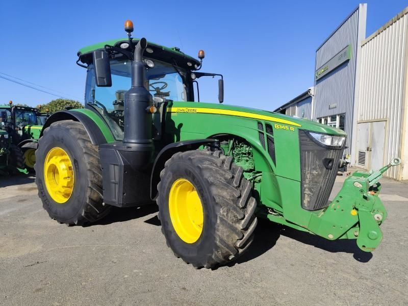 E-FARM: John Deere 8345 R - Tractor - id XVXDL1W - 141.000 € - Año: 2020 - Horas: 4950,Potencia del motor: 345,Francia