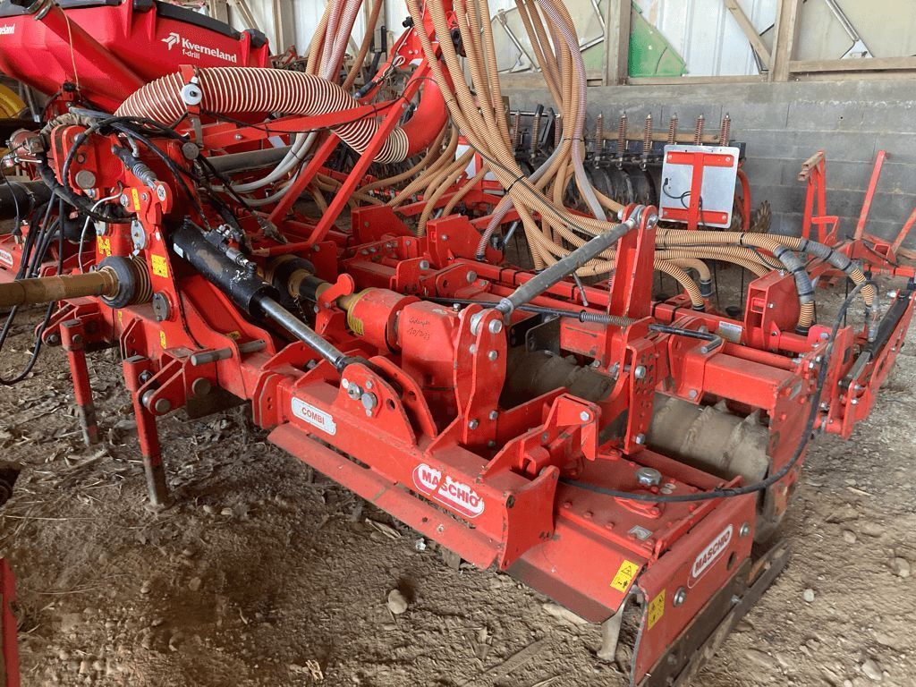 Maschio BARRE DE SEMIS Drilling machine combination €14,000
