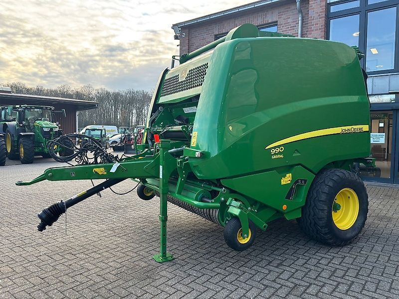 John Deere 990 Baler €24,750