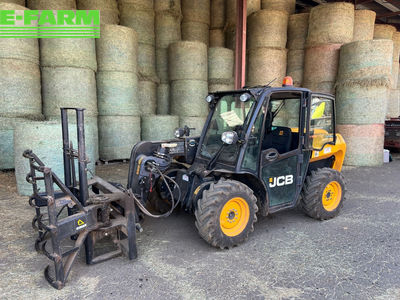 E-FARM: jcb 516 40 compact - Telehandler - id YHIGALE - €31,500 - Year of construction: 2016 - Engine power (HP): 47