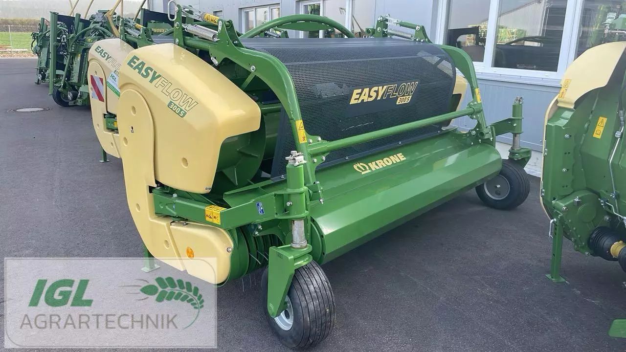 E-FARM: Krone easyflow 300 s - Header - id 1GWYVNT - €23,000 - Year of construction: 2022 - Germany