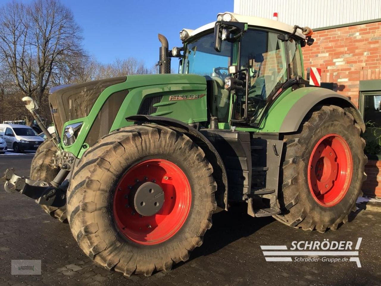 Fendt 933 Vario ProfiPlus tractor €106,850