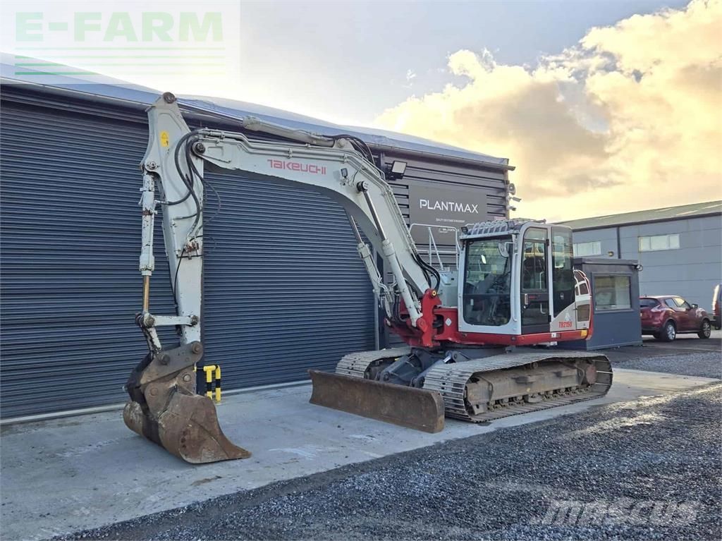 Takeuchi tb2150 Mini-pelle 53 862 €