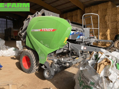 E-FARM: Fendt 4160 V - Presse à balles - id Y6W19UV - 26 500 € - Année: 2019 - Balles produites: 23 000