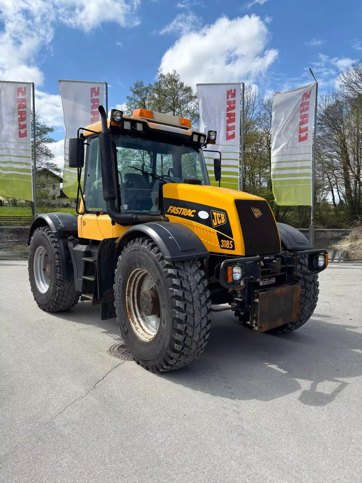 JCB Fastrac 3185 Tractor €25,000