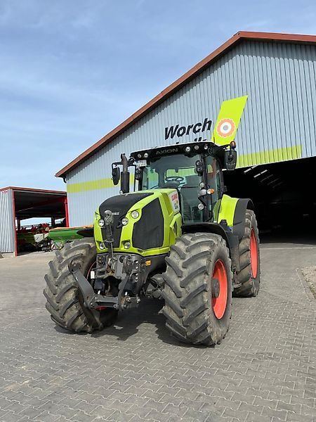 E-FARM: Claas Axion 870 CMATIC - Traktor - id RCUYBLI - 89.900 € - Produktionsår: 2016 - Motortimer: 4.687,Motoreffekt (HP): 284,Tyskland