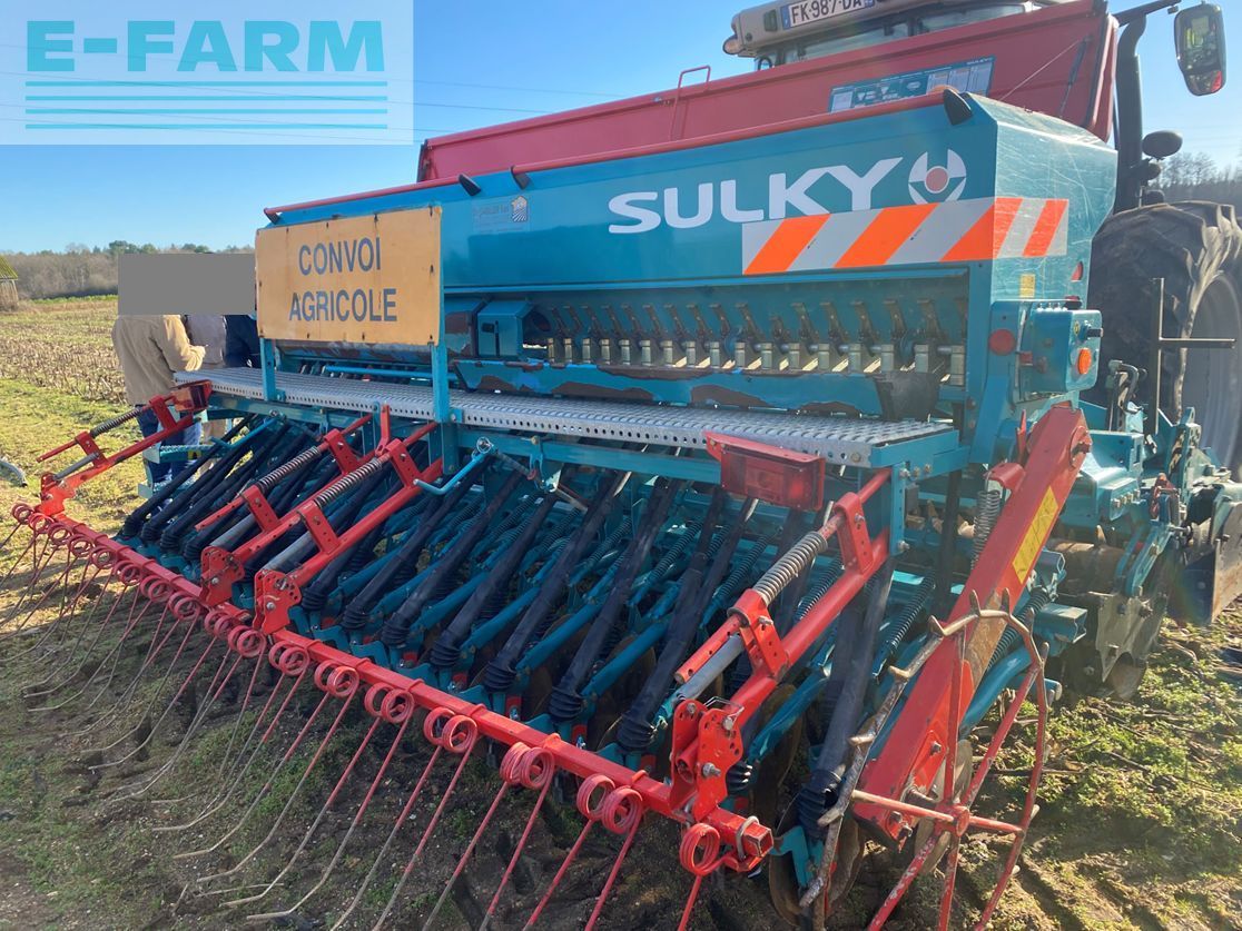 E-FARM: Sulky TRAMLINE COMPACT - Semoir - id UGZHYYX - 15 500 € - Année: 2012 - France